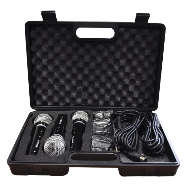 Image of SOUNDLAB SET OF 3 PLASTIC MICS, CLIPS & LEADS IN CARRY CASE